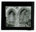 Fontaine à arcades grillagées d'Alep (Syrie).