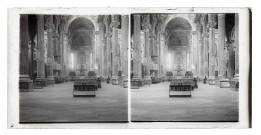 Intérieur de cathédrale.