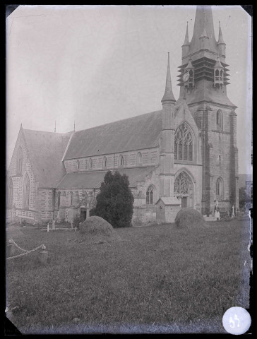 Église Sainte Croix de Bernay (Eure), jardin bénédictin.