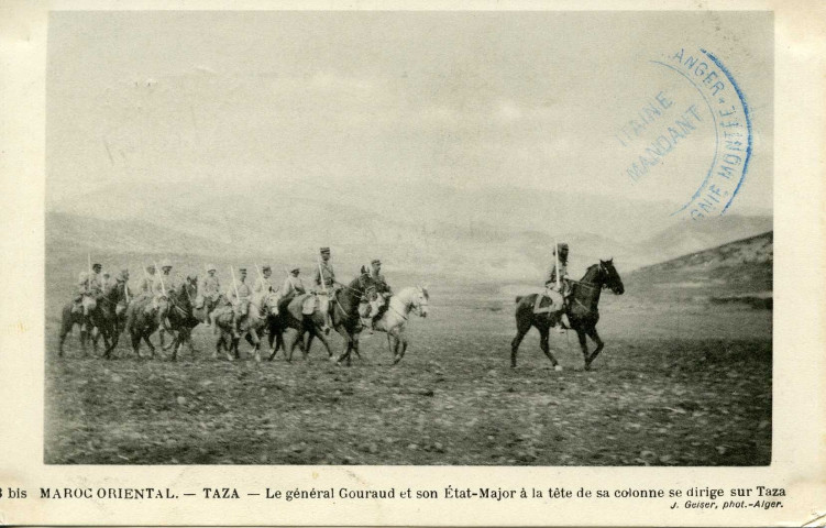 TAZA - Le général Gouraud et son Etat-Major à la tête de sa colonne se dirige sur Taza