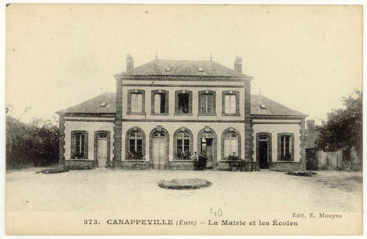 Canappeville. La Mairie et les Ecoles.