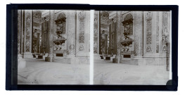 Tombeau d'Innocent VIII dans la basilique Saint-Pierre de Rome (Italie).