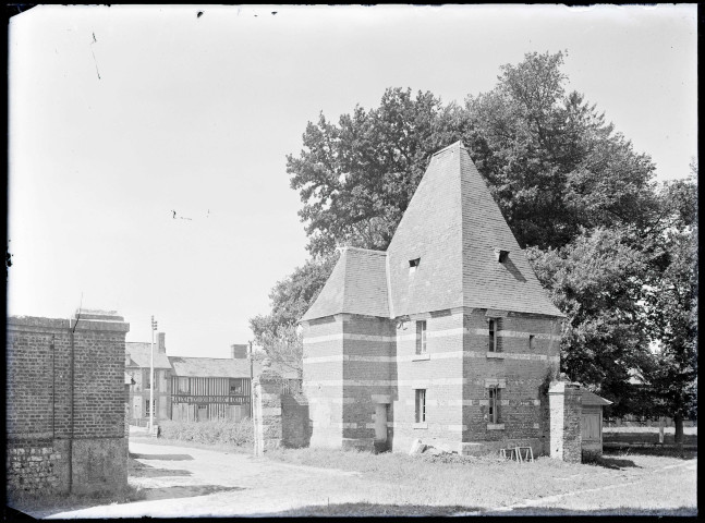 Pavillon d'entrée.