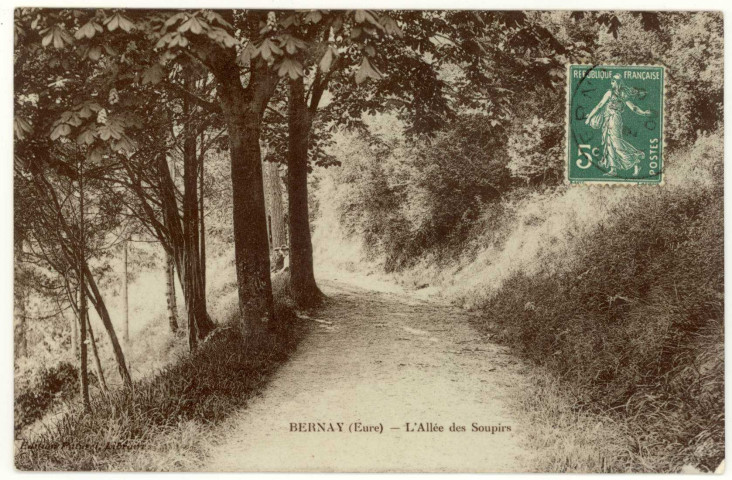 Bernay. L'Allée des Soupirs.
