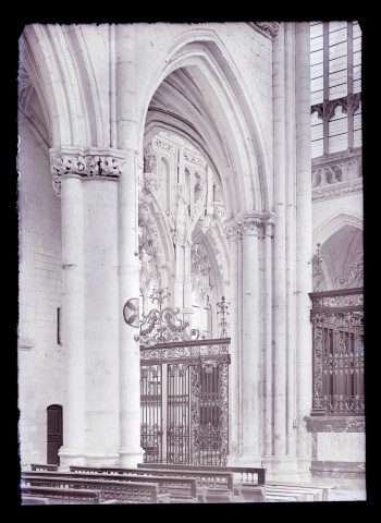 Intérieur de l'église de Saint-Riquier (Somme).