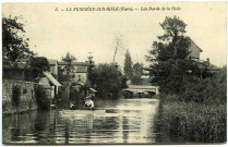 Ferrière-sur-Risle (La). Les Bords de la Risle.