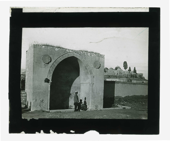 Mihrab dans la campagne.