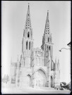 Façade de l'église Notre-Dame de Sées (Orne).
