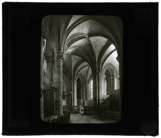 Église abbatiale Saint-Étienne de l'abbaye aux Hommes de Caen (Calvados), déambulatoire.