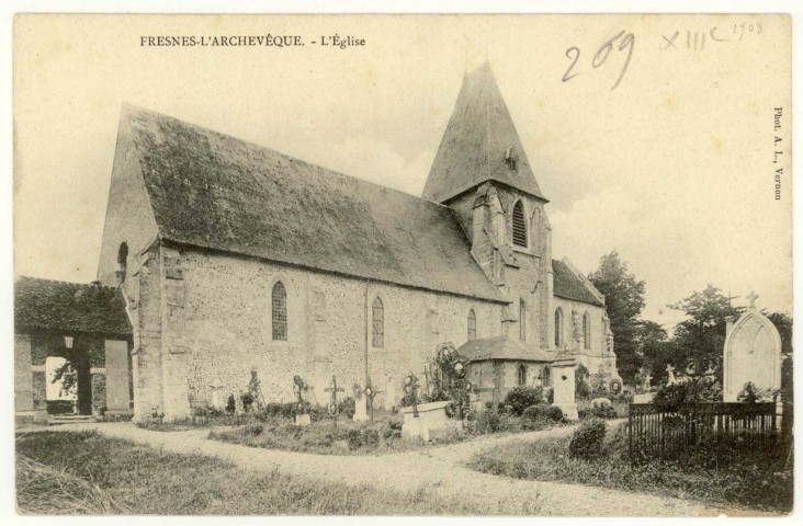 Fresne-l'Archevêque. L'Eglise.