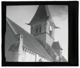 Église de Fouqueville (Eure), clocher avec gargouilles aux angles.