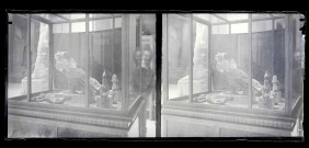 Salle et collections d'un musée égyptien.