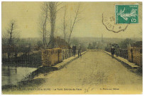 Heudreville-sur-Eure. Le Pont. Entrée du Pays.