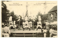 Ezy-sur-Eure. Fête de la Croix-Pajeot-1905 - La Gymnastique "L'Avenir de Vernon" - Une Pyramide.