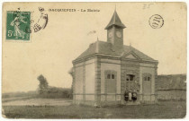 Bacquepuis. La Mairie.
