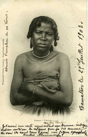 Femme "Tsionaka"