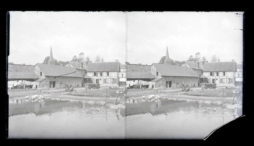 Mare et ferme normande.