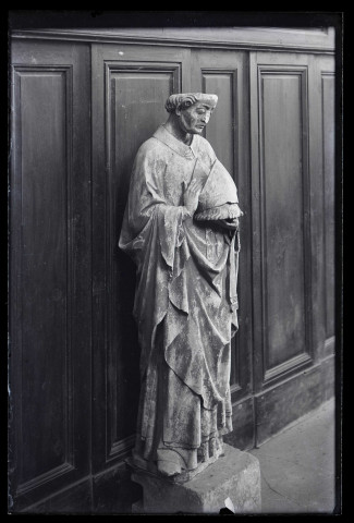 Statue de Saint-Nicaise de l'église Notre-Dame d'Écouis (Eure).