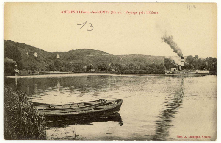 Amfreville-sous-les-Monts. Paysage près l'écluse.