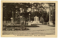 Beaumont-le-Roger. Avenue Albert Parissot.