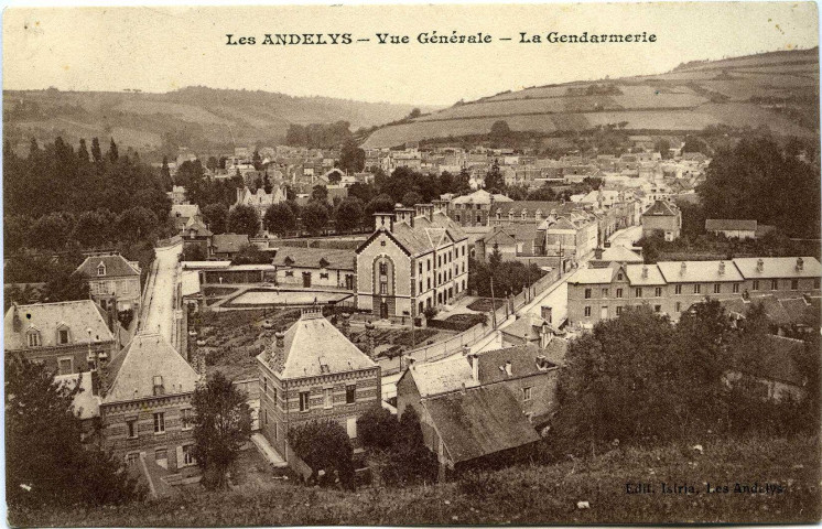 Andelys (Les). Vue générale - La Gendarmerie.