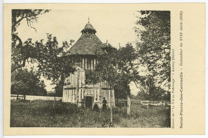 Saint-Pierre-des-Cerceuils. Colombier du XVIIe siècle (1616).