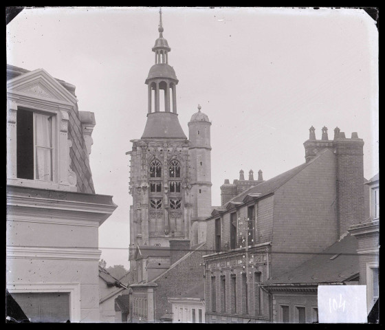 Église Sainte-Croix de Bernay (Eure), tour et clocher.