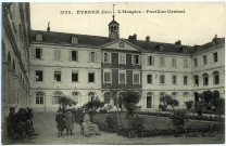 Evreux-Ville. L'Hospice - Pavillon Central.
