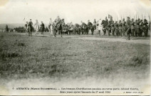 ARBAOUA (MAROC OCCIDENTAL). - Les Troupes Chérifiennes passées en revue par le colone Comte, deux jours après l'émeute du 27 avril 1912