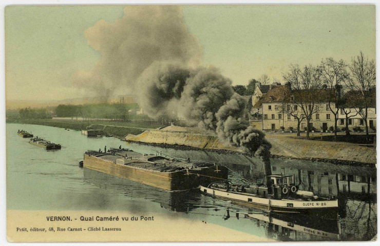 Vernon-Ville. Quai Camaré vu du Pont.