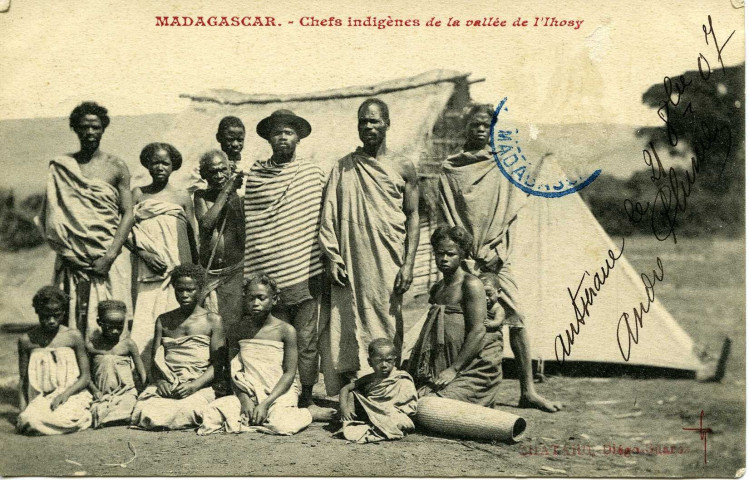 MADAGASCAR. - Chefs Indigènes de la vallée de l'Ihosy