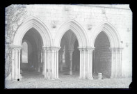 Ruines de l'abbaye de Fontaine-Guérard (Radepont, Eure).