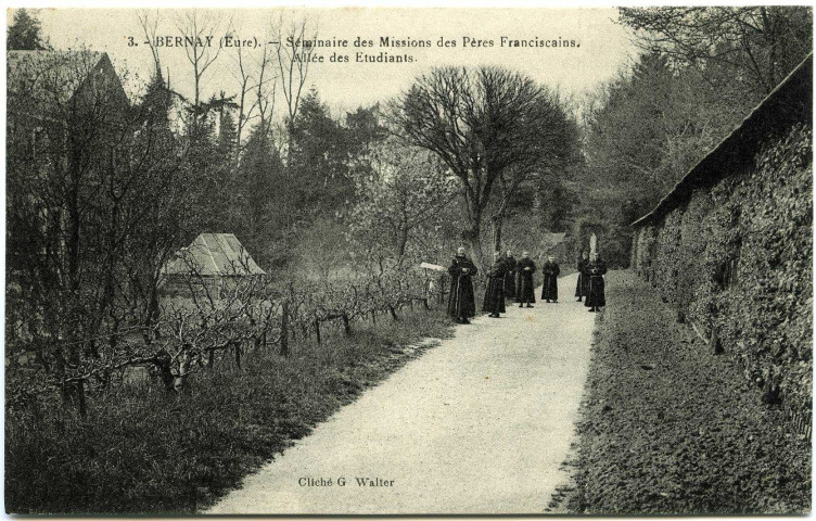 Bernay. Séminaire des Missions des Pères Franciscains. - Allée des Etudiants.