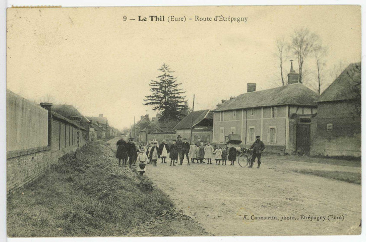 Thil (Le). Route d'Etrépagny.