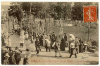 Bernay. Procession des Frères de Charité.
