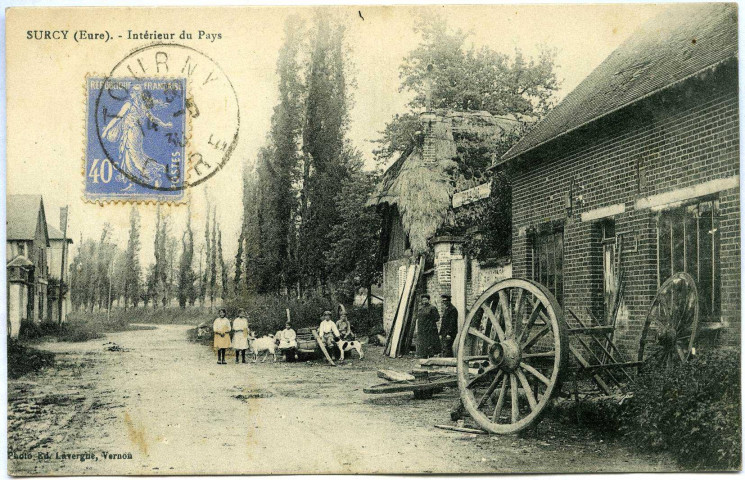 Mézières-en-Vexin. Surcy - Intérieur du Pays.