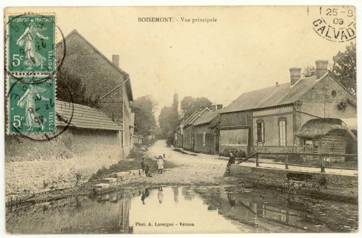 Boisemont. Vue principale.