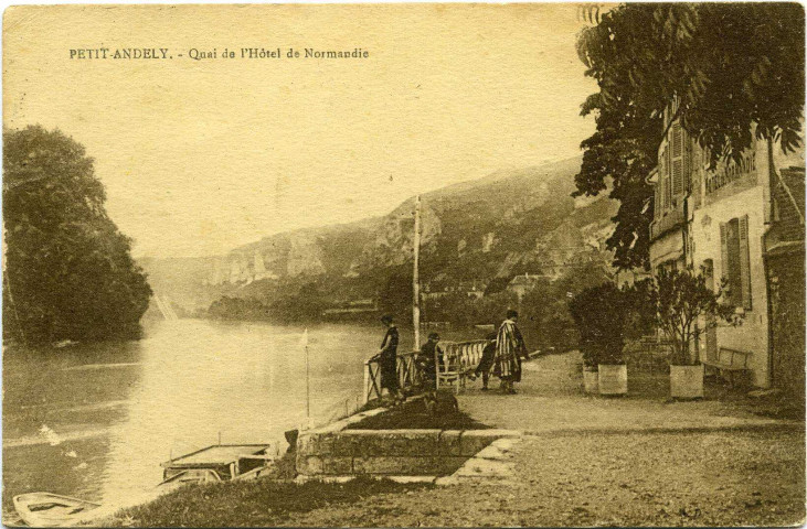 Andelys (Les). Petit Andelys. - Quai de l'Hôtel de Normandie.