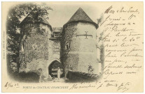 Harcourt. Porte du Château d'Harcourt.