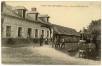 Amfreville-les-Champs. Ferme de l'ancien Château.