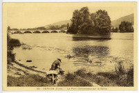 Vernon-Ville. Le Pont Clémenceau sur la Seine.