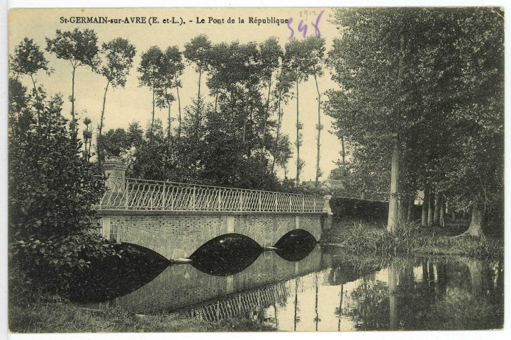 Saint-Germain-sur-Avre. Le Pont de la République.
