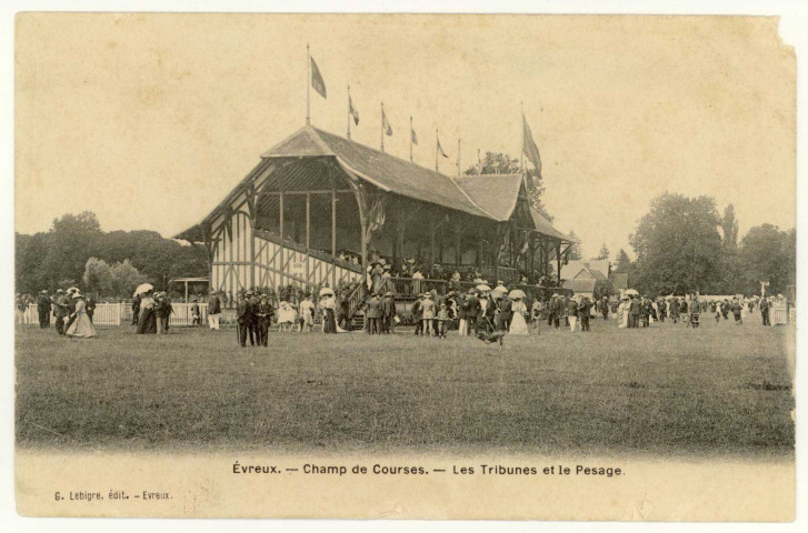 Evreux-Ville. Navarre : Champ de Courses. - Les Tribunes et le Pesage.
