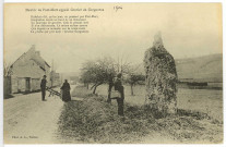 Port-Mort. Menhir de Port-Mort, appelé Gravier de Gargantua.