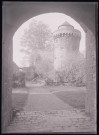Promenade sur les remparts de Fougères (Ille-et-Vilaine).