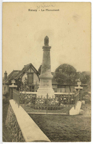 Rosay-sur-Lieure. Le Monument.