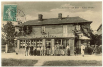 Bosguérard-de-Marcouville. Maison Dehors.