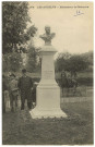 Andelys (Les). Monument de Sellenik.