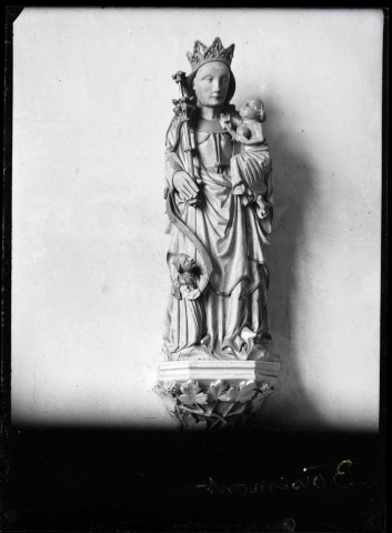 Statue de Vierge à l'enfant de l'église de Boisemont (Eure).